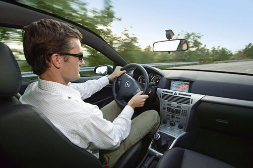 Opel Astra GTC Cosmo Panoramique - Photo #1 - L'argus