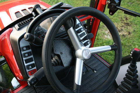 Lindner développe son offre avec le tracteur Geotrac 94 ...