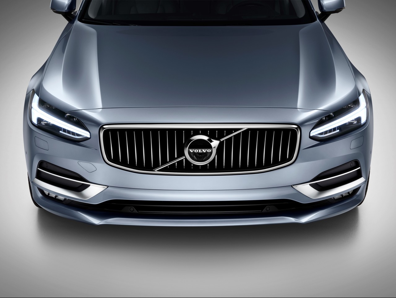 [Image: 170362-front-high-volvo-s90-mussel-blue.jpg]