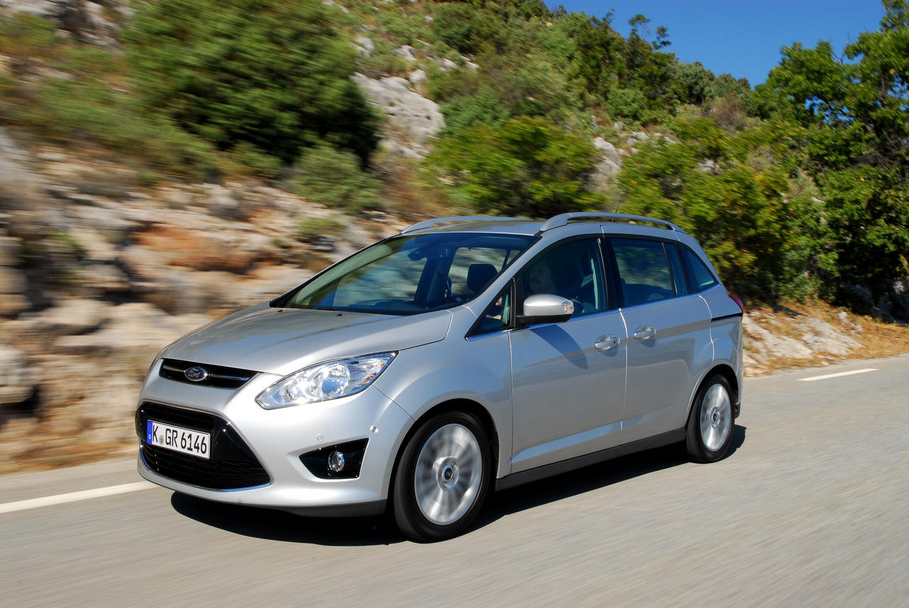Le Ford C-MAX voit grand pour offrir sept places