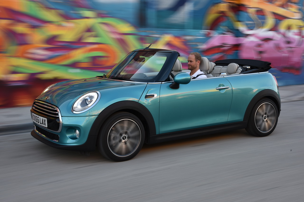 [Image: 2015-mini-cabrio-cooper-01.jpg]