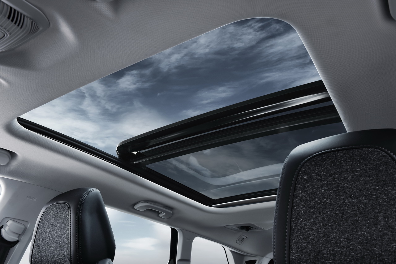 Allure Panoramic Glass Roof Allure Panoramic Glass Roof
