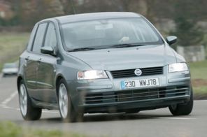 Plaisante et vivante avec son nouveau Diesel 1.9, la Stilo Emotion jouit d'un confort et d'un équipement de haut de gamme.