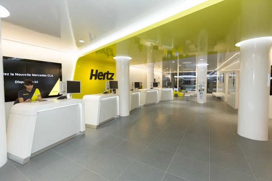 Our highlights tours Paris, ce n’est pas seulement le Louvre et la Tour Eiffel. Avec votre voiture de location Hertz, sortez des sentiers battus et découvrez une autre Paris.