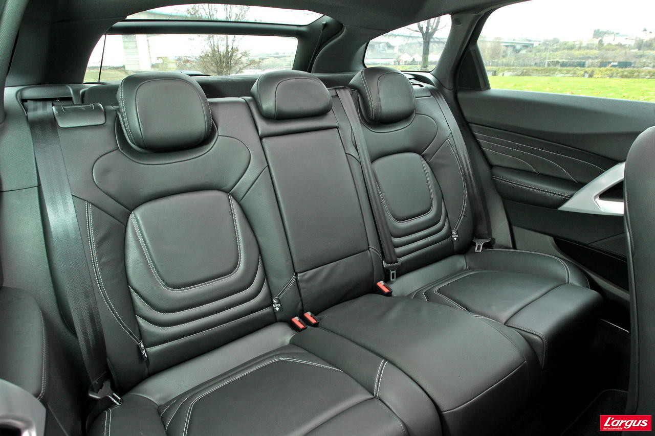 Citroen_DS5_HDI_23.jpg?0.48589599108614684