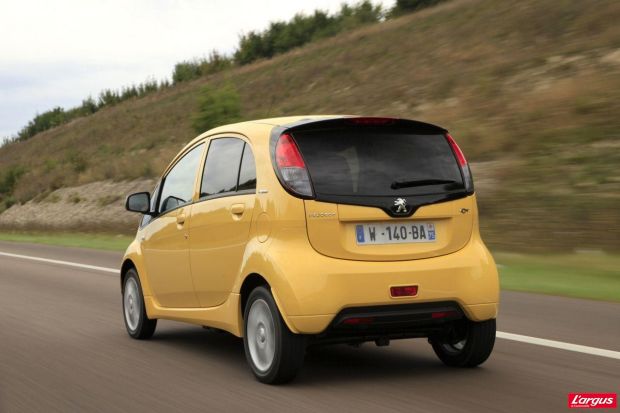 PSA met le frein sur les électriques