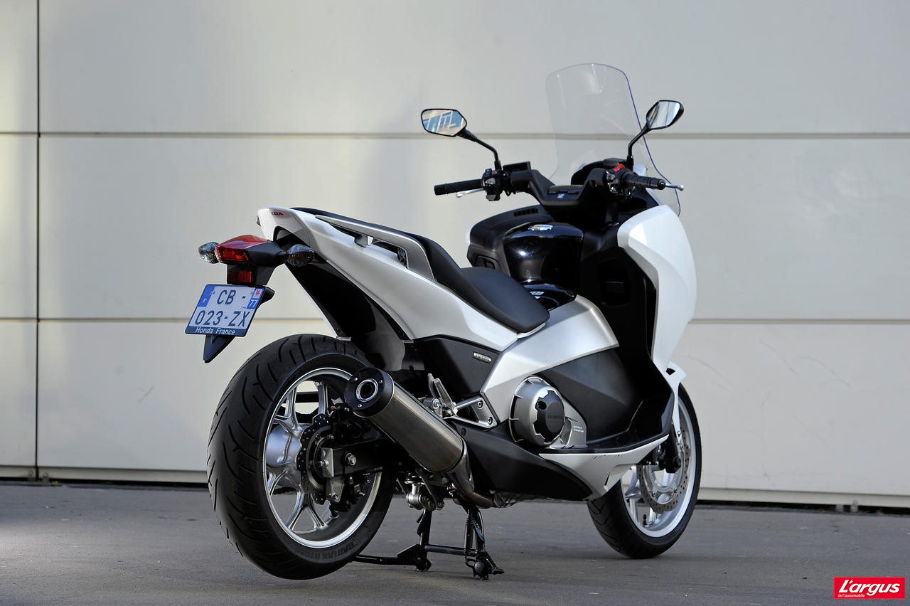 Honda+Integra+700+Review Honda 700 Integra : un «scooter» pour motard - Photo #8 - L'argus