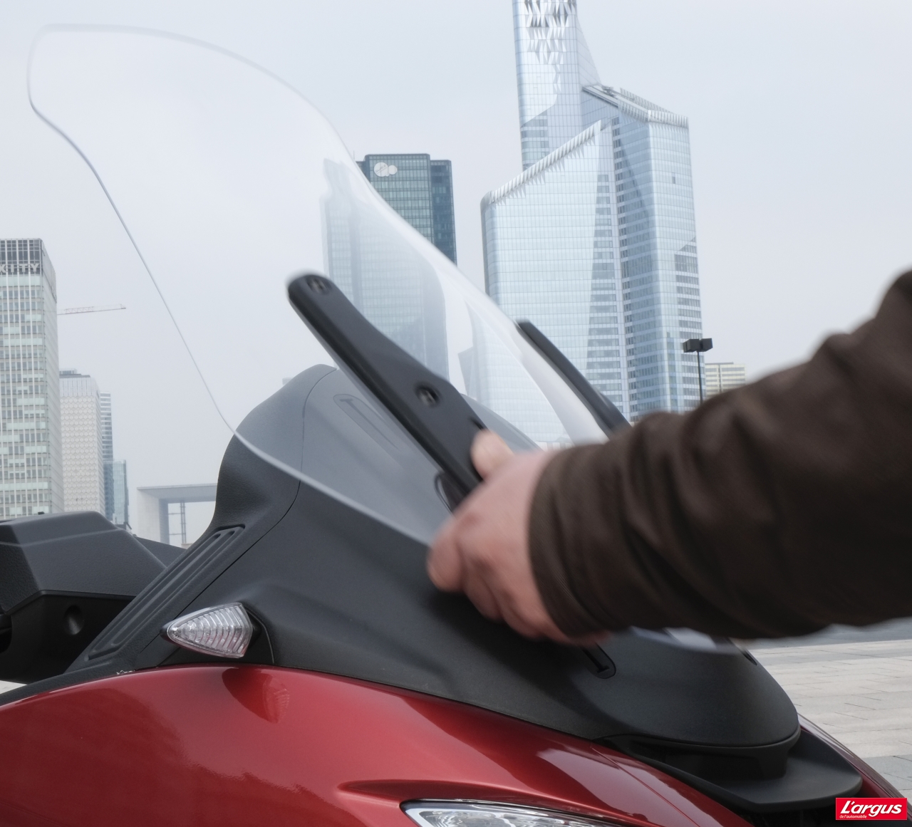 Peugeot Metropolis 400, l'alternative française aux tricycles italiens