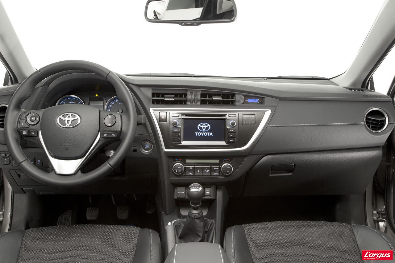 Toyota Auris - La nouvelle Auris restylée sera aussi ...