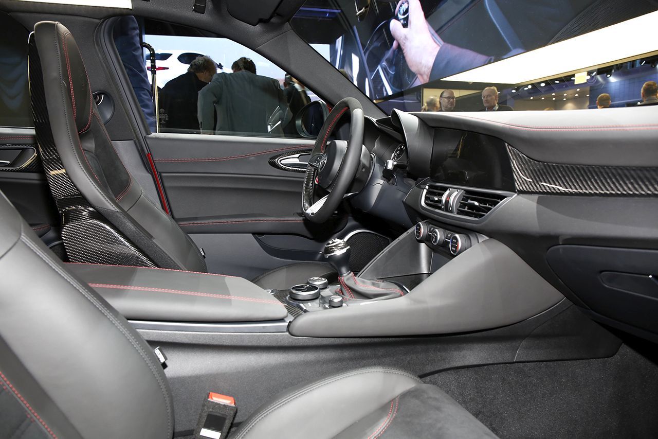 alfa-romeo-giulia-francfort-2015-ll-01.jpg