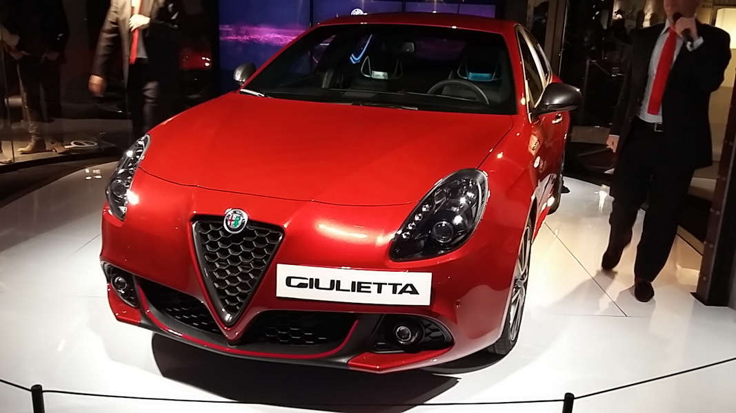 alfa-romeo-giulietta-restylee-geneve-2016-1-redimensionner.jpg