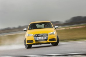 Audi S1 Quattro 2015 jaune drift