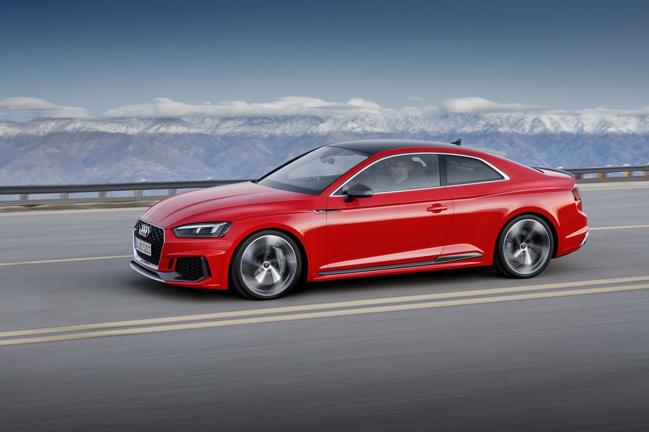[Image: audi-rs-5-coupe-photos-officielles-14.jpg]