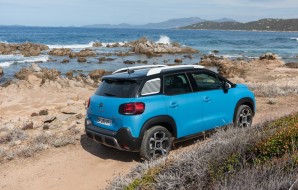 Citroen C3 Aicross 2017 bleu arrière droit