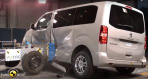 crash test latéral peugeot traveller
