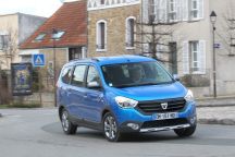 avant dacia lodgy stepway bleu