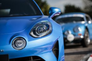 Alpine A110 (2017) phares avant