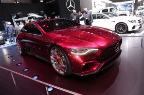 3/4 avant mercedes AMG GT concept au salon de geneve 2017