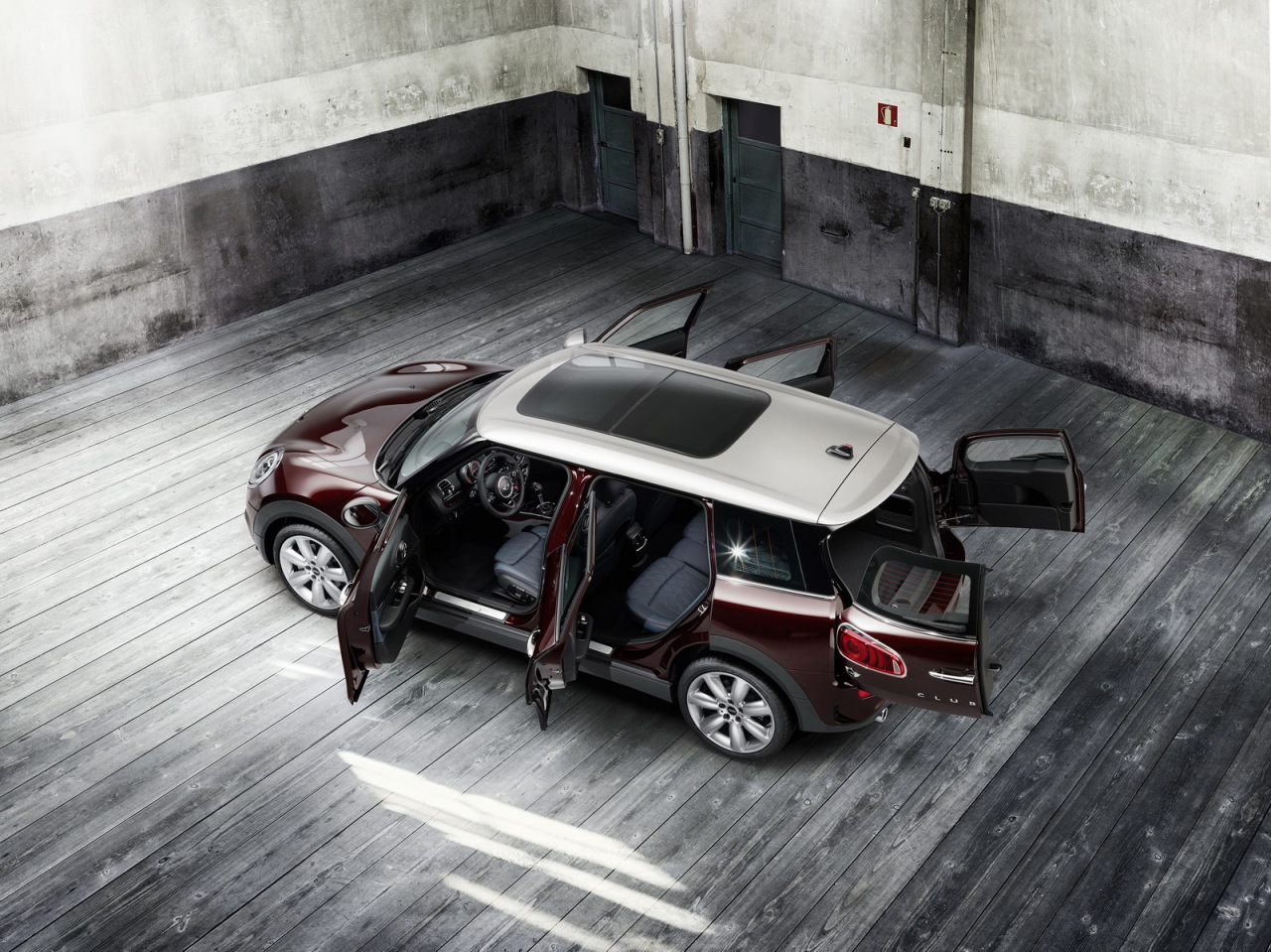 [Image: mini-clubman-2015-3.jpg]