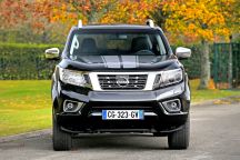 nissan navara premium edition