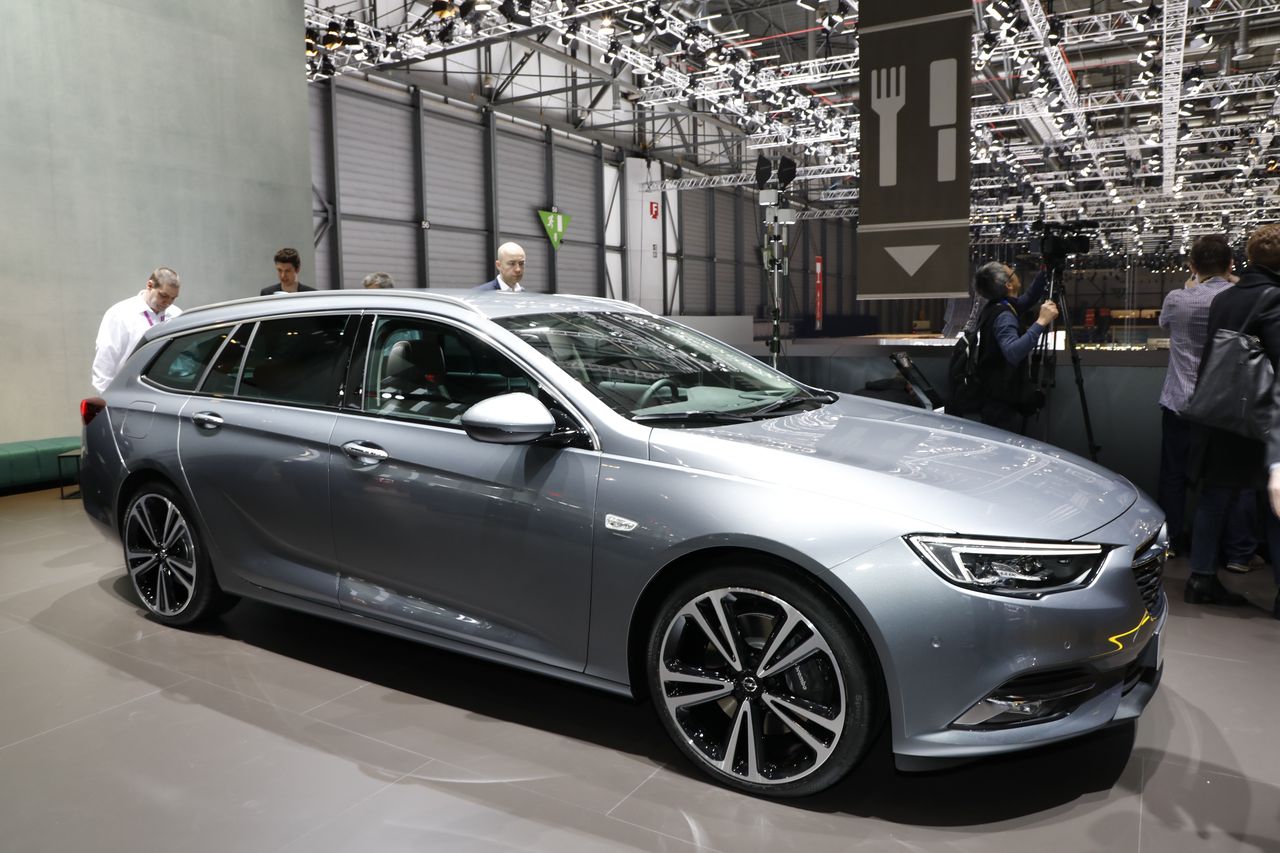 Opel Insignia Sports Tourer : première mondiale à Genève