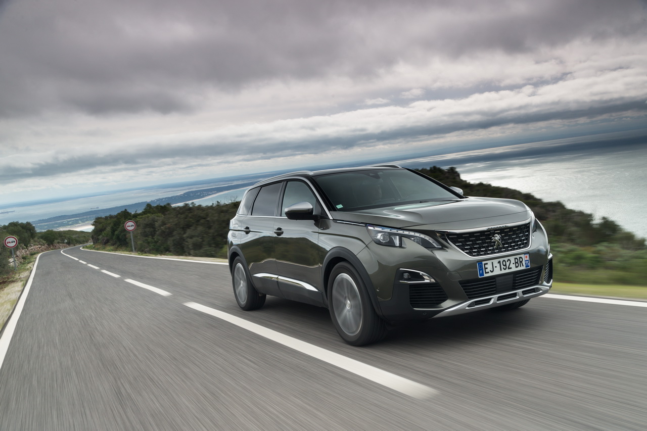 Essai Peugeot 5008 GT notre avis sur le nouveau 5008 BlueHDi 180 Photo 2 L