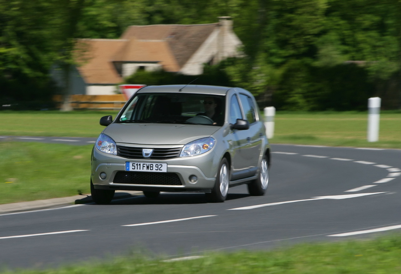 Dacia Sandero 1.4 GPL problème de corrosion du réservoir Photo 4 L