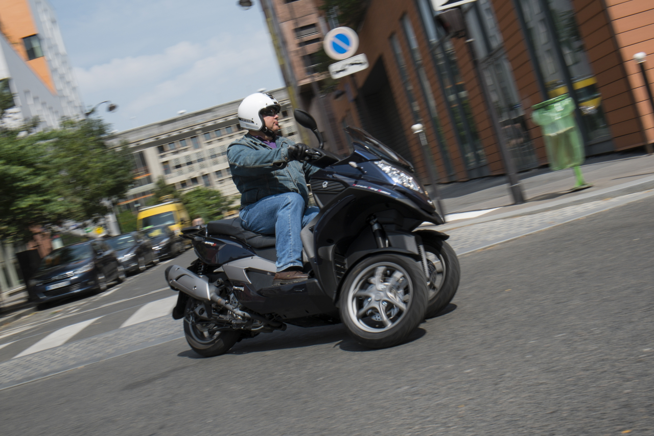 Les essais presse du Quadro 350S Quadro-3d-350s-tricycle-scooter__10_