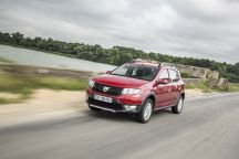 3/4 avant Dacia Sandero Stepway rouge