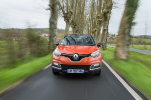 Face avant Renault Captur orange