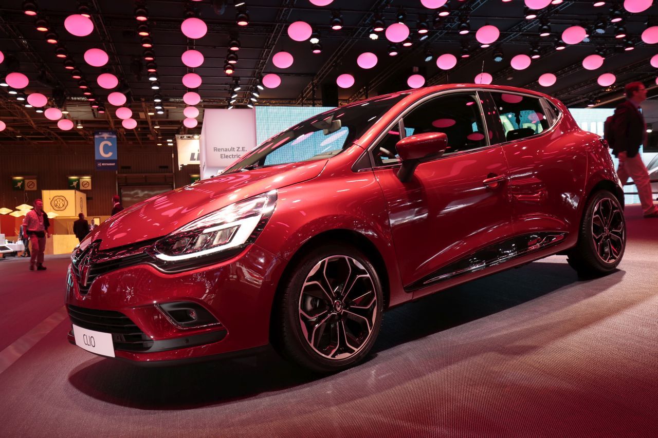 La Renault Clio fait admirer son restylage au Mondial de l ... La Renault Clio fait admirer son restylage au Mondial de l ...