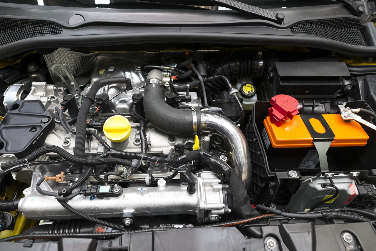 Renault Clio RS 16 275 ch dans la Clio 4 RS ! Photo 7 L