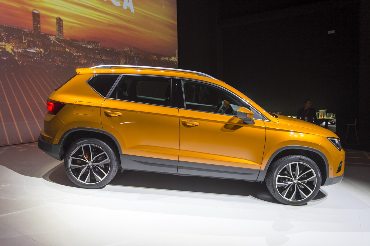 seat-ateca-2016-12_1.jpg