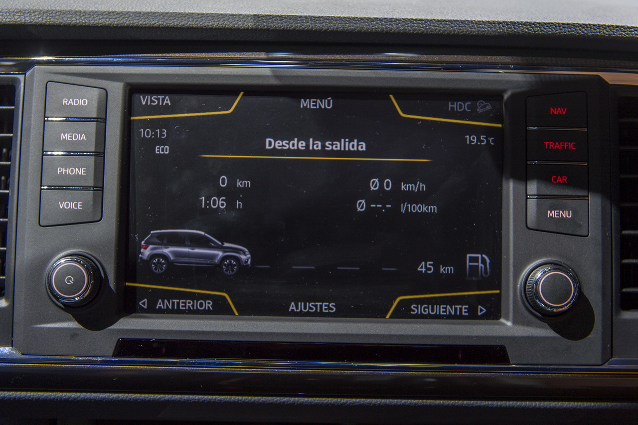 seat-ateca-2016-30.jpg
