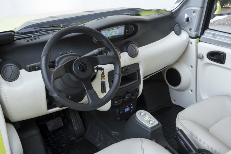 Citroën E-Méhari 2016 planche de bord côté volant
