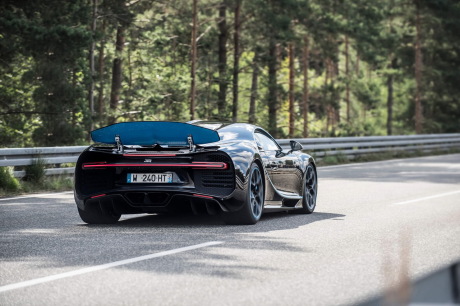 Bugatti chiron 0-400-0 vue arrière