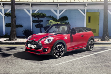 Mini Cooper S Cabriolet (2016) vue avant rouge