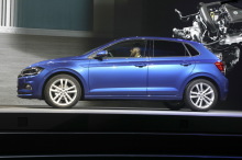 volkswagen polo bleu 2017 face avant