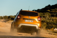 vue arrière dacia duster 4x4 orange 2018