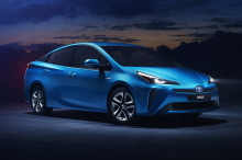 Toyota Prius restored blue front view