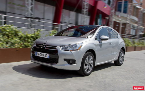 La Volvo V40 affronte la Citroën DS4