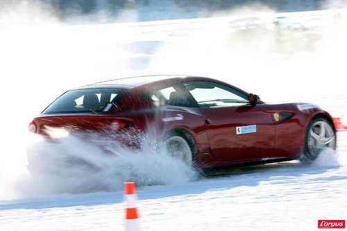 Ferrari FF Ferrari on ice, extrême sensation