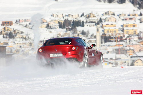 Ferrari FF Ferrari on ice, extrême sensation