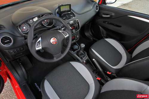 Fiat Punto Coup de bistouri