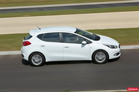 Citroën C4 vs Kia cee'd : concurrence déloyale ?