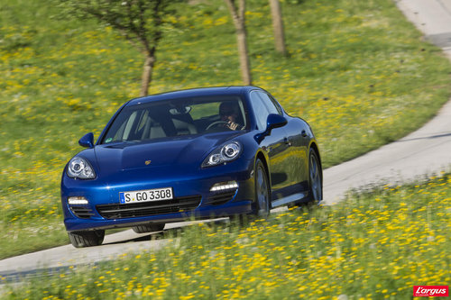 Porsche Panamera Porsche Panamera : hybridation aboutie...