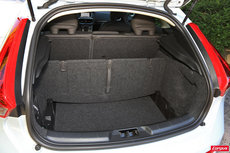Volvo V40 Plus chic, plus pratique