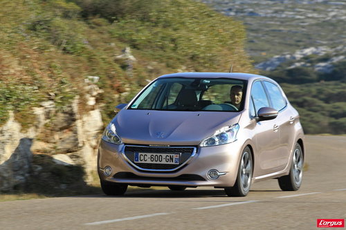 Peugeot 208 Premier essai de la Peugeot 208