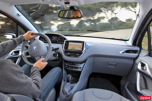 Peugeot 208 Premier essai de la Peugeot 208
