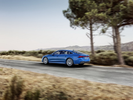 nouvelle Audi A7 Sportback 2 2018 bleu arrière dynamique